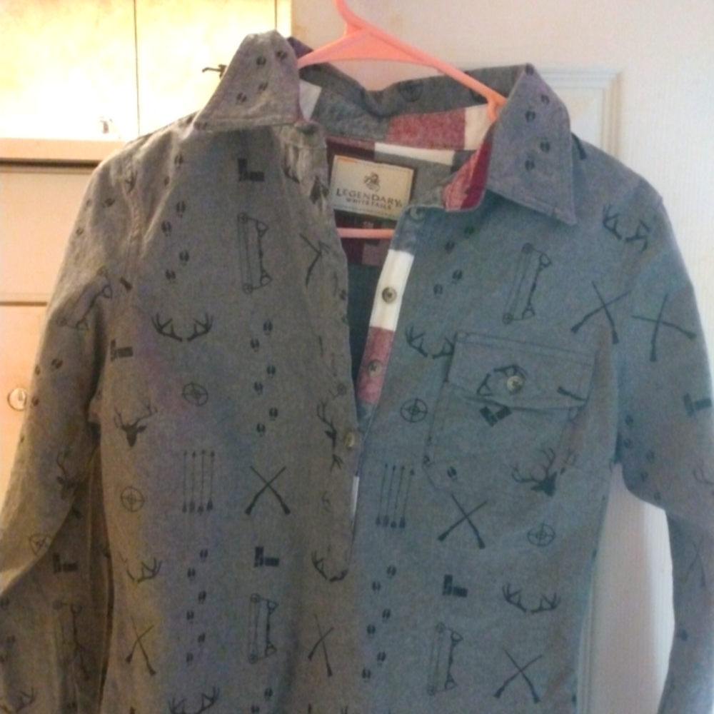 Legendary Whitetails Long Sleeve Shirt Men's Small